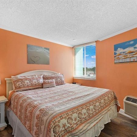 Pelican Point On Clearwater Beach Exterior photo