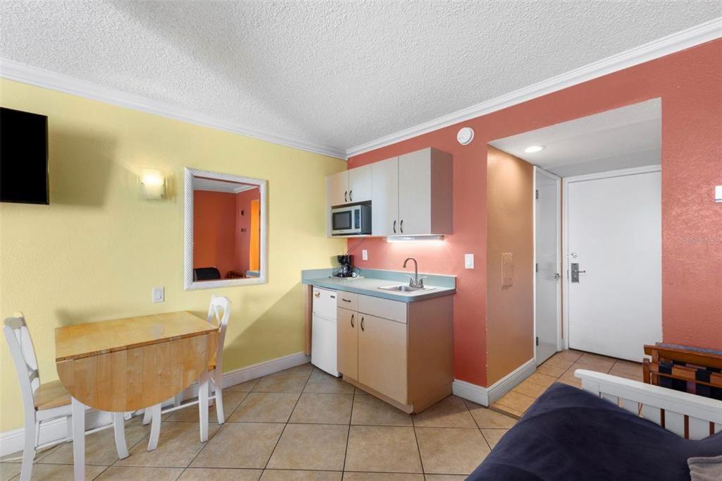 Pelican Point On Clearwater Beach Exterior photo