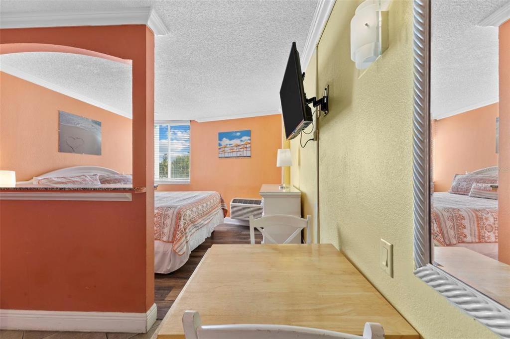 Pelican Point On Clearwater Beach Exterior photo